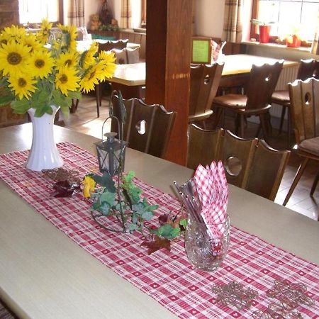 Gasthaus Zum Baeren Gaestehaus Wittighausen Екстериор снимка
